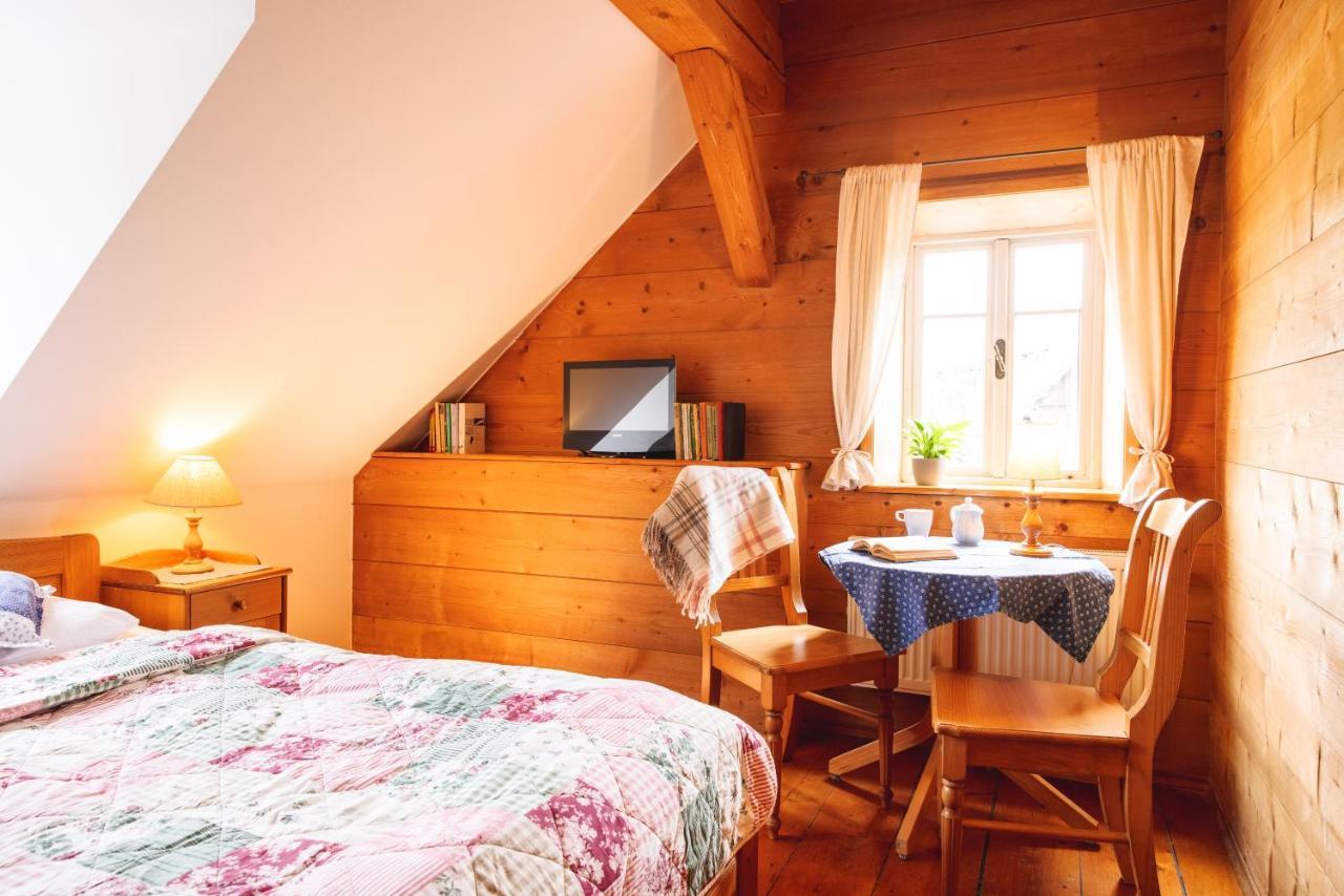 Penzion Na Stodolci Chřibská Esterno foto