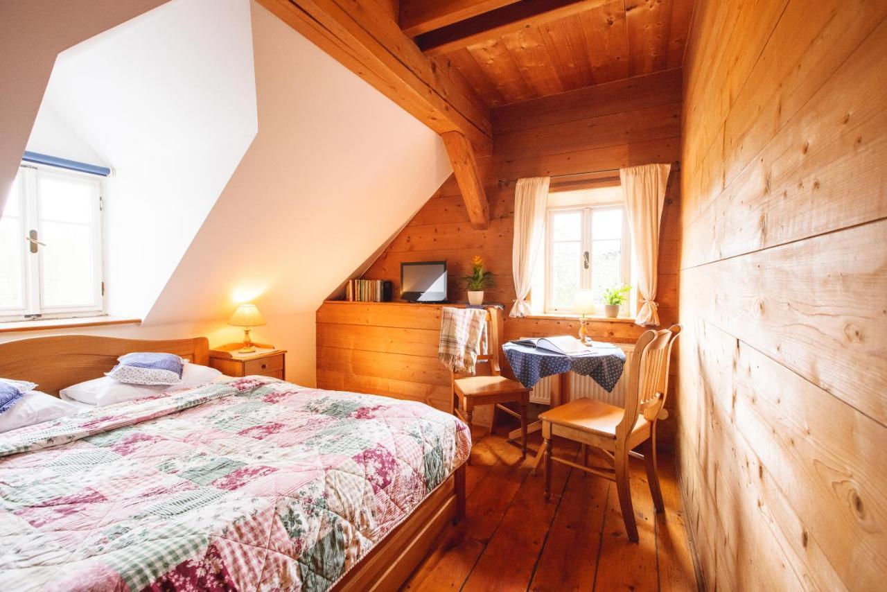 Penzion Na Stodolci Chřibská Esterno foto