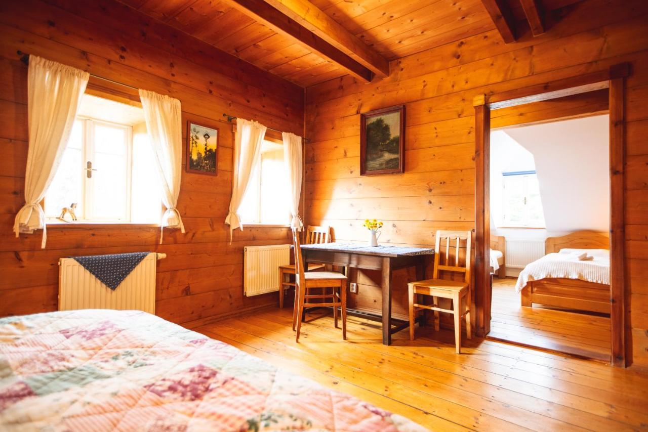 Penzion Na Stodolci Chřibská Esterno foto
