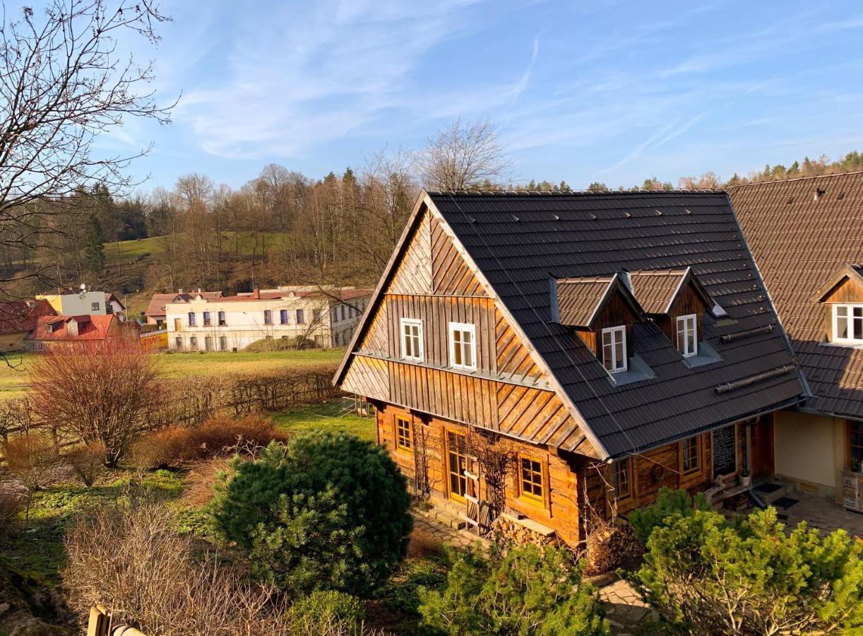 Penzion Na Stodolci Chřibská Esterno foto