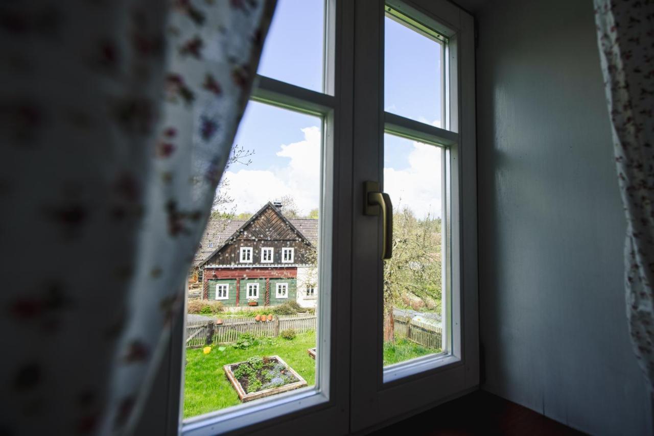 Penzion Na Stodolci Chřibská Esterno foto